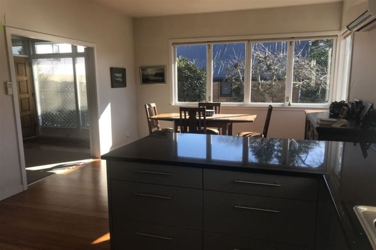 Photo of property in 53 Papanui Road, Merivale, Christchurch, 8014