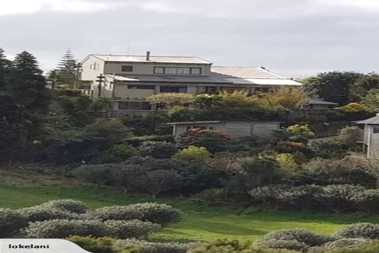 Photo of property in 12 Kaitake Place, Oakura, 4314