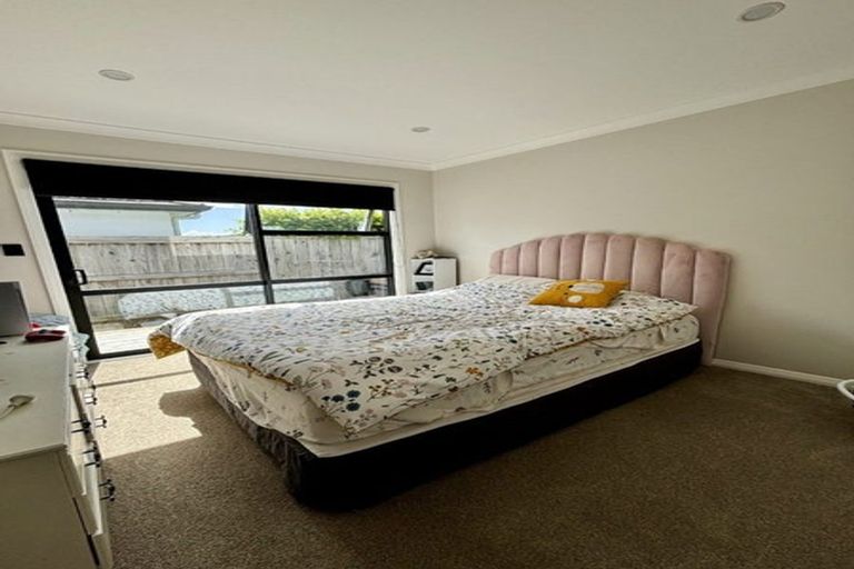 Photo of property in 18 Awatira Drive, Papamoa Beach, Papamoa, 3118