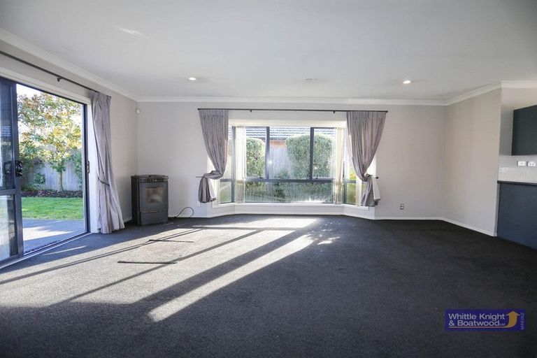 Photo of property in 79 Coolspring Way, Redwood, Christchurch, 8051
