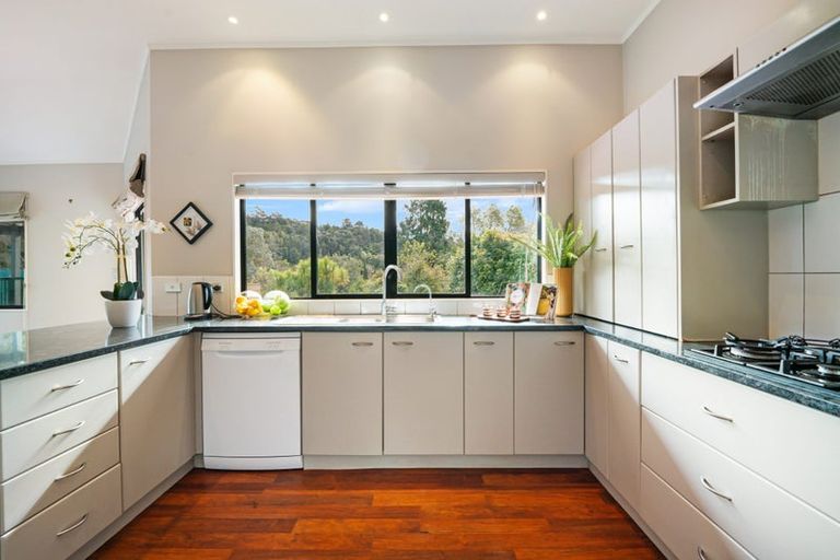 Photo of property in 19 Summerfield Lane, Albany, Auckland, 0632