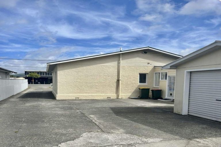 Photo of property in 146 Randwick Road, Moera, Lower Hutt, 5010