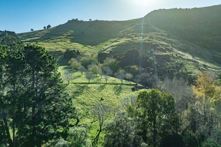 Photo of property in 129 Bells Road, Takamatua, Akaroa, 7581