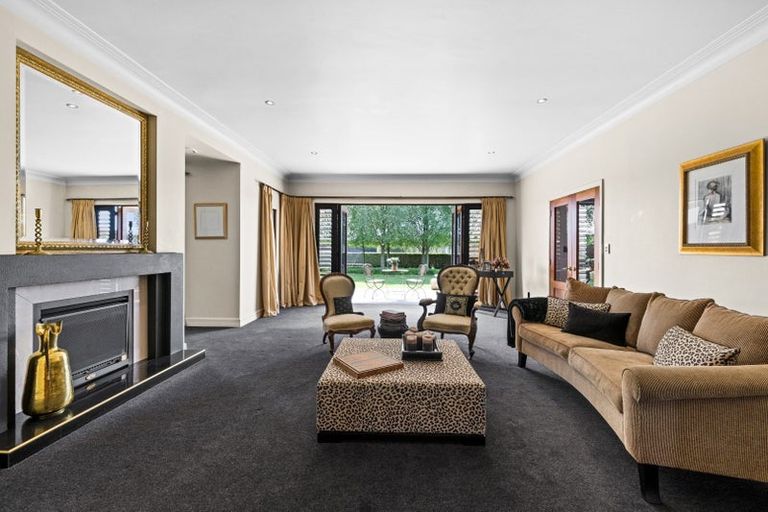 Photo of property in 375 Saint Georges Road, Havelock North, 4130