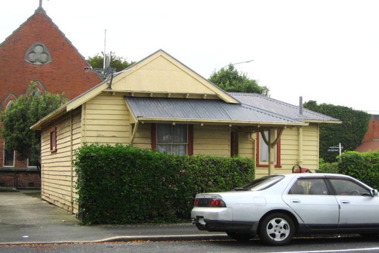 Photo of property in 60 Eastbourne Street, Caversham, Dunedin, 9012