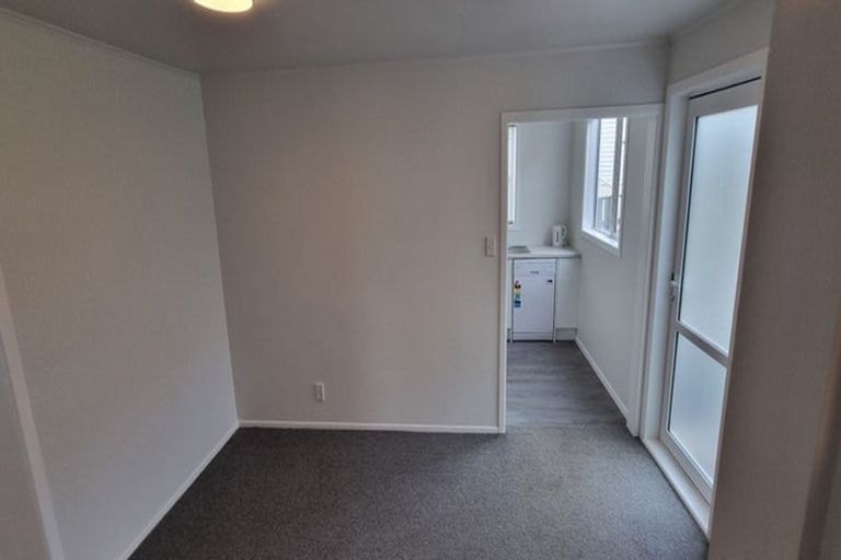 Photo of property in 5 Bay Drive, Titahi Bay, Porirua, 5022