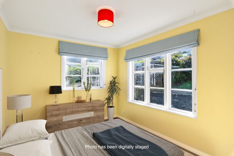 Photo of property in 7 Onepoto Road, Titahi Bay, Porirua, 5022