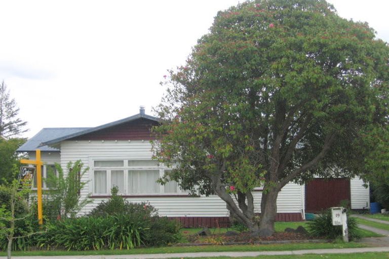 Photo of property in 39 Aroha View Avenue, Te Aroha, 3320