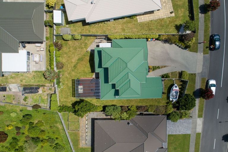 Photo of property in 71 Te Puia Drive, Aotea, Porirua, 5024