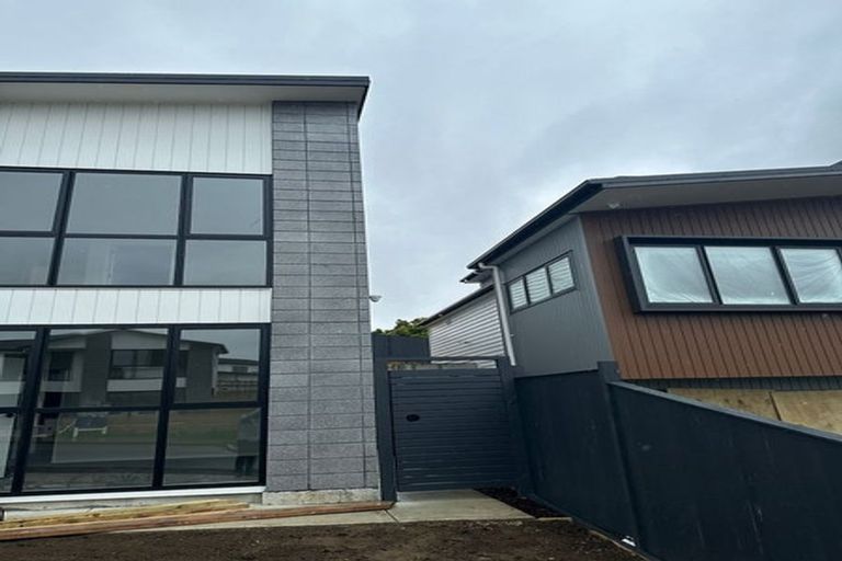 Photo of property in 28 Bendridge Street, Flat Bush, Auckland, 2019