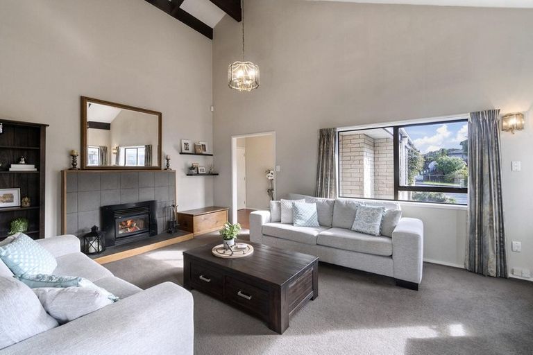 Photo of property in 15 White Heron Drive, Massey, Auckland, 0614