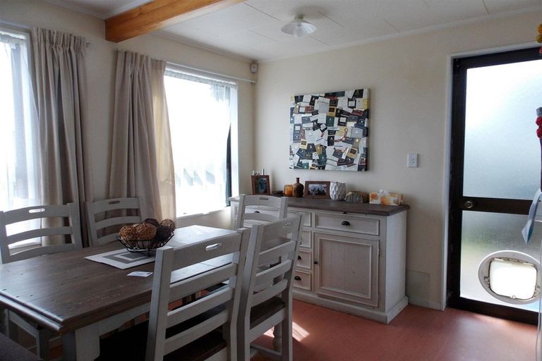 Photo of property in 33 South Street, Papakura, 2110