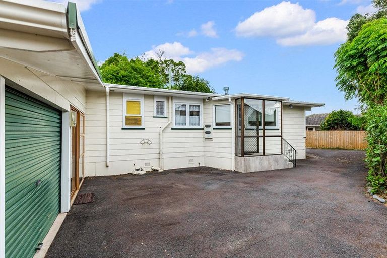 Photo of property in 17 Greenock Road, Ranui, Auckland, 0612