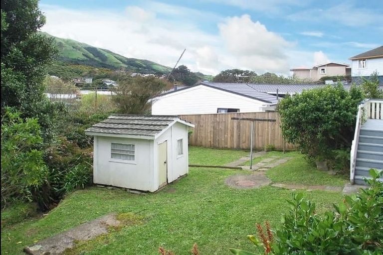 Photo of property in 55 Handyside Street, Tawa, Wellington, 5028