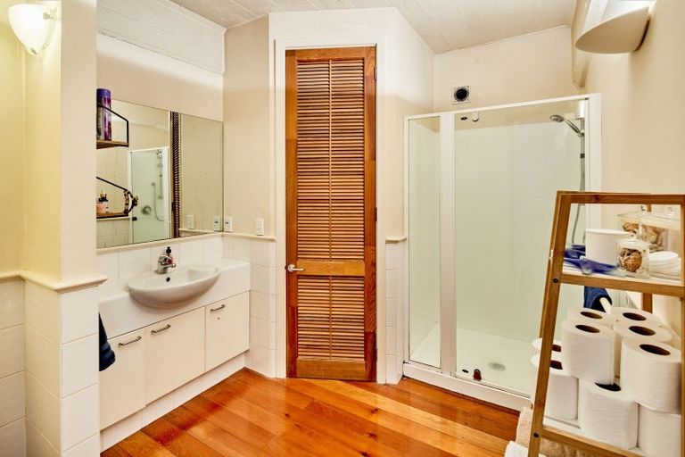 Photo of property in Palazzo, 2/42 Vivian Street, Te Aro, Wellington, 6011