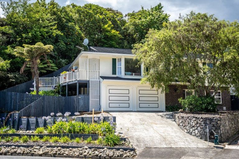 Photo of property in 1a Gloucester Street, Silverstream, Upper Hutt, 5019