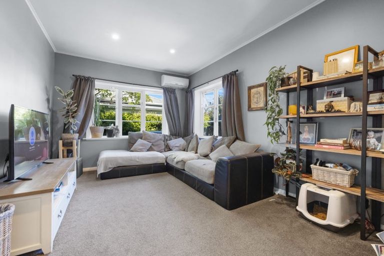 Photo of property in 18a Hay Street, Bromley, Christchurch, 8062