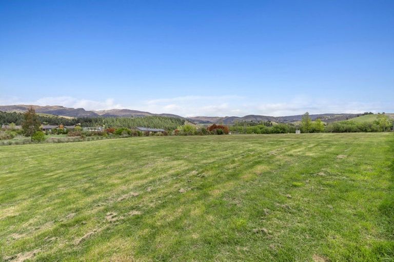 Photo of property in 26 Harris Place, Luggate, Wanaka, 9383
