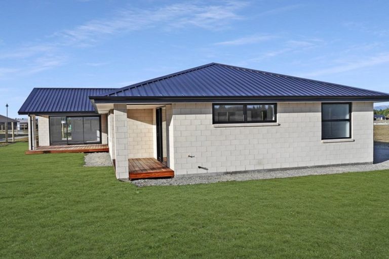 Photo of property in 20 Grandvue Drive, Twizel, 7901