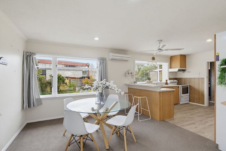 Photo of property in 31 Mappleton Avenue, Burnside, Christchurch, 8053