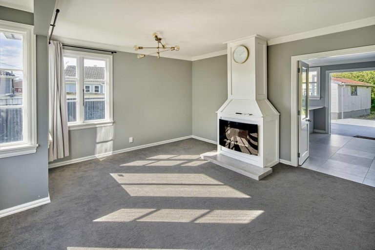 Photo of property in 79 Waddington Drive, Naenae, Lower Hutt, 5011