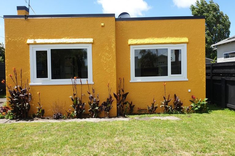 Photo of property in 8a Pharazyn Street, Gonville, Whanganui, 4500