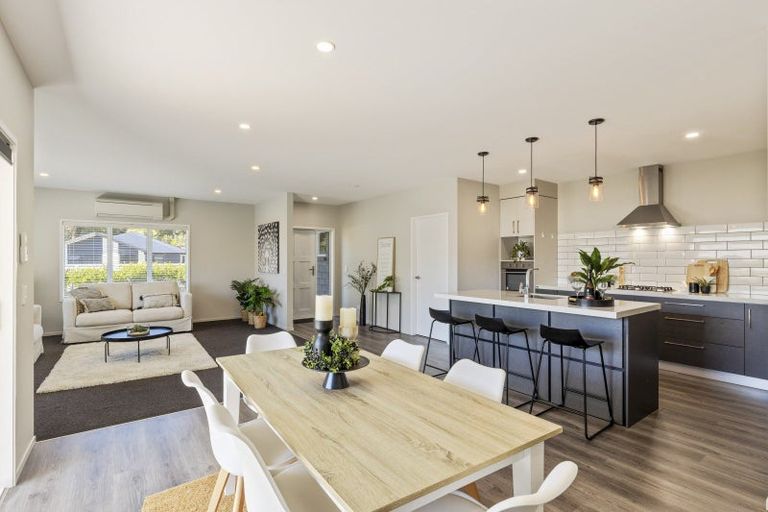 Photo of property in 7 Frederick Place, Whalers Gate, New Plymouth, 4310