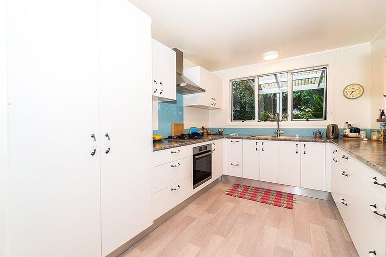 Photo of property in 19 Carey Street, Waitara, 4320