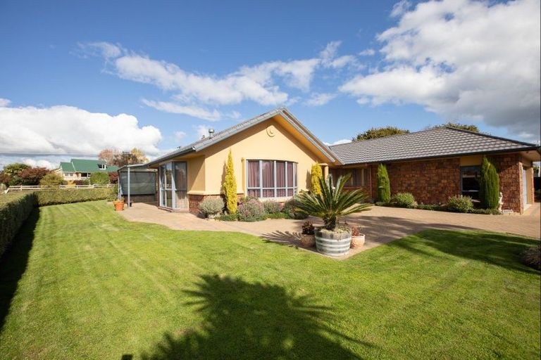 Photo of property in 5 Holmwood Park Drive, Morrinsville, 3300