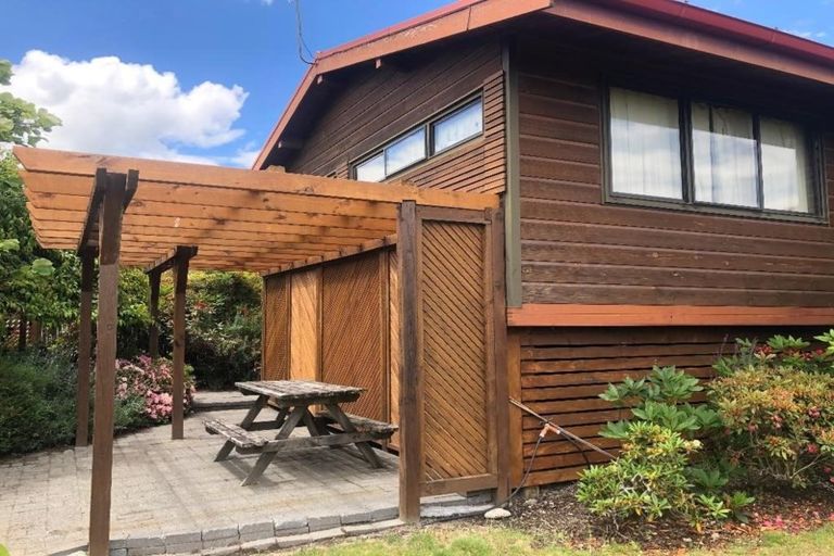 Photo of property in 14 Normand Place, Richmond Heights, Taupo, 3330