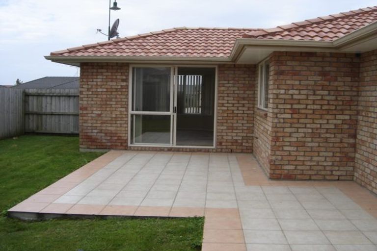 Photo of property in 38 Redcastle Drive, East Tamaki, Auckland, 2013