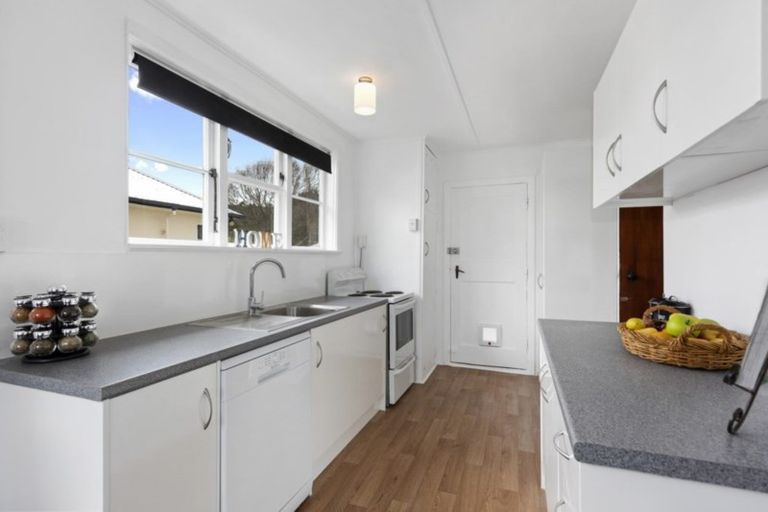 Photo of property in 1319 High Street, Taita, Lower Hutt, 5011