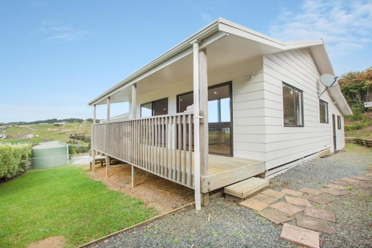 Photo of property in 37 Cable Bay Block Road, Cable Bay, 0420