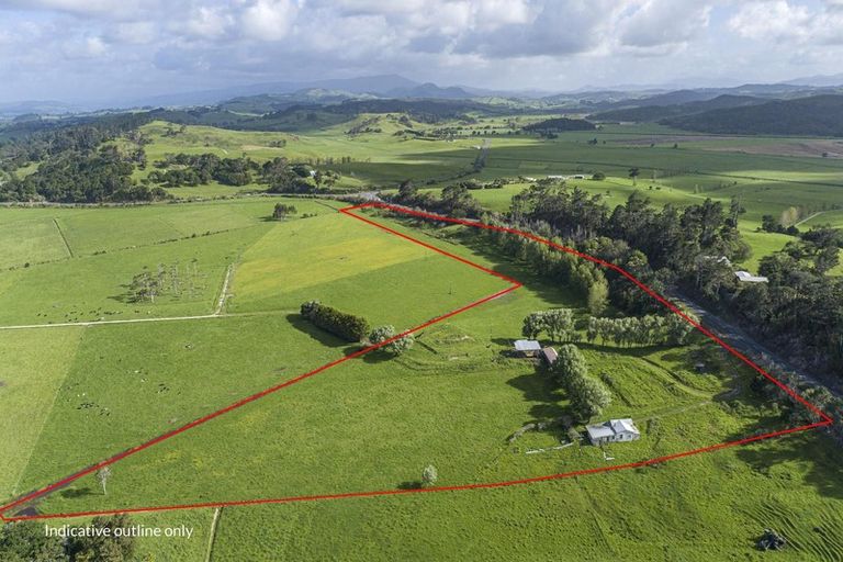 Photo of property in 413 Waihue Road, Dargaville, 0372