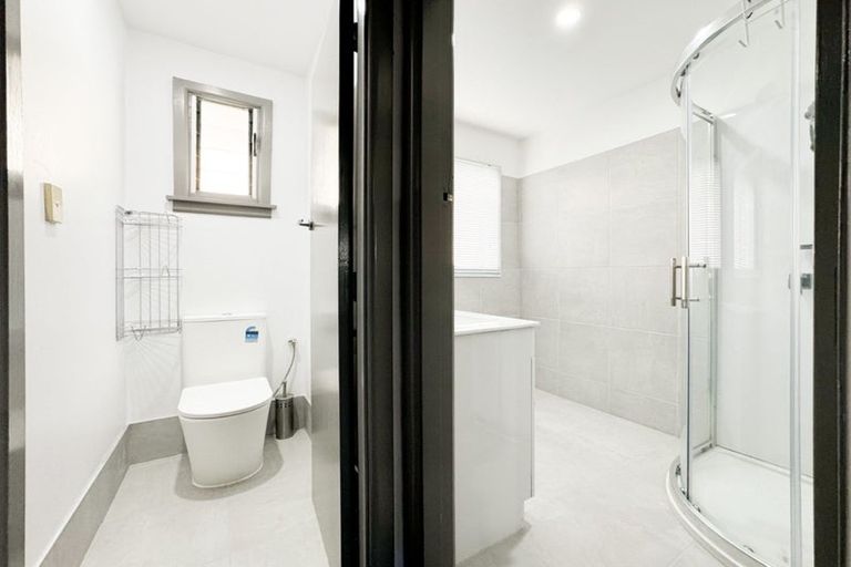 Photo of property in 3/22 Burdale Street, Riccarton, Christchurch, 8011