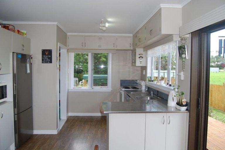 Photo of property in 2727 State Highway 1, Ruakaka, Whangarei, 0171