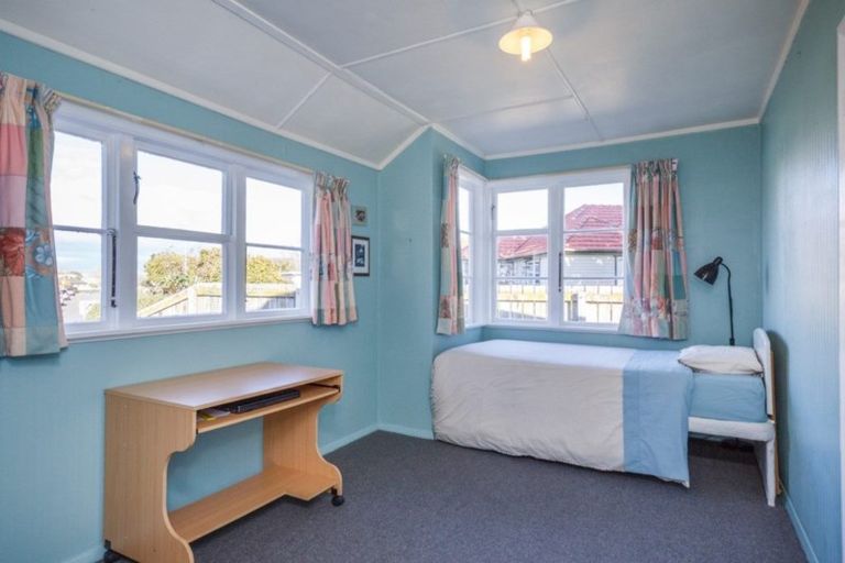 Photo of property in 8 Tweed Street, Roslyn, Palmerston North, 4414