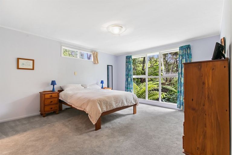 Photo of property in 1/24 Albany Highway, Greenhithe, Auckland, 0632