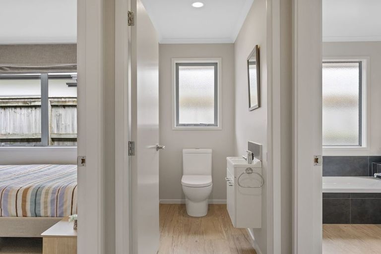 Photo of property in 136 Victory Drive, Wharewaka, Taupo, 3330