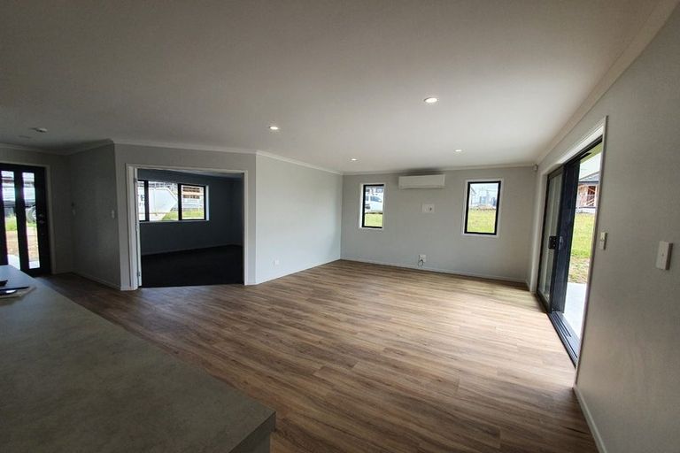 Photo of property in 22 Calder Crescent, Pokeno, 2402