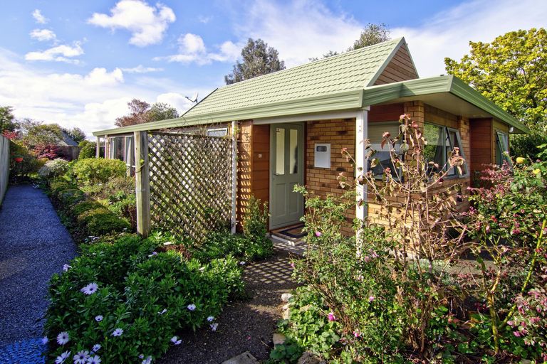 Photo of property in Holdsworth Villas, 42/2 William Donald Drive, Solway, Masterton, 5810