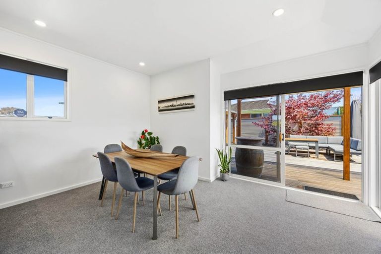 Photo of property in 5 Harford Place, Pakuranga Heights, Auckland, 2010