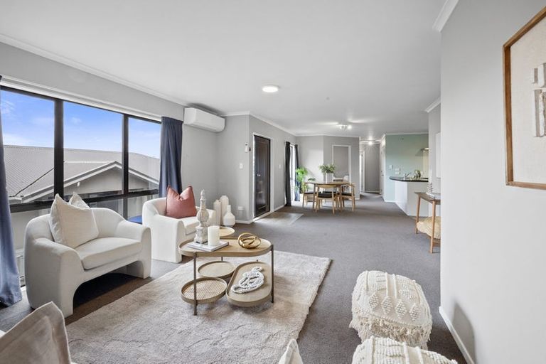 Photo of property in 4/253 Saint Aubyn Street, New Plymouth, 4310