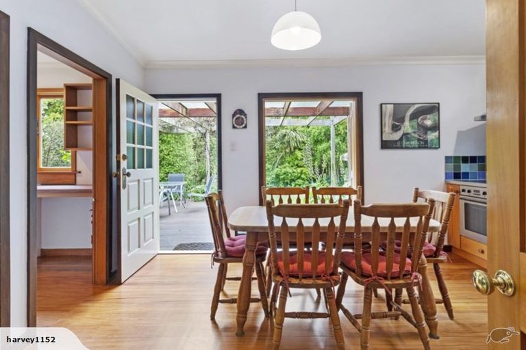 Photo of property in 21 Bay View Road, Moncks Bay, Christchurch, 8081