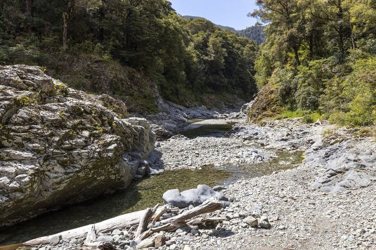 Photo of property in 788 Wakamarina Road, Wakamarina, Havelock, 7178