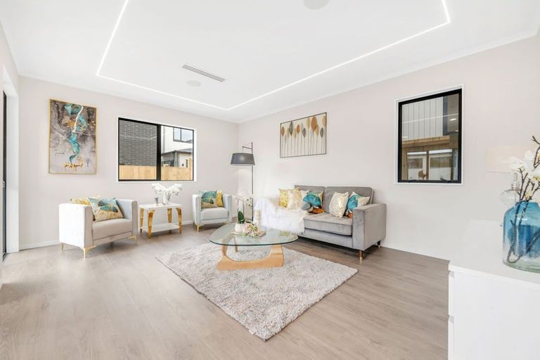 Photo of property in 32 Adamson Road, Flat Bush, Auckland, 2019