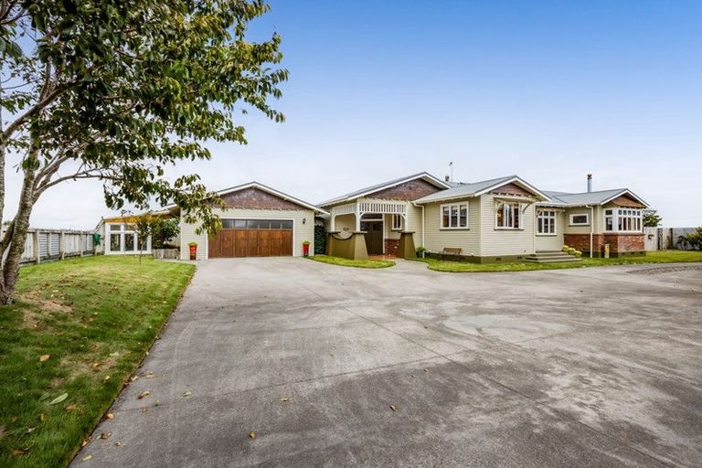 Photo of property in 11 Witiora Road, Oaonui, Opunake, 4681