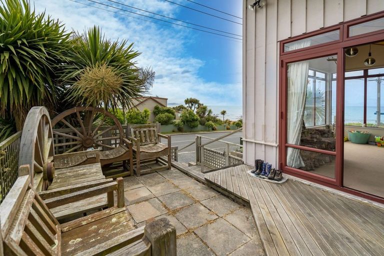 Photo of property in 1 Rimu Street, Kaka Point, Balclutha, 9271