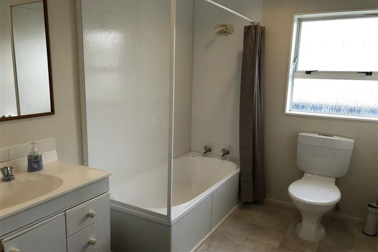 Photo of property in 7a Watson Drive, Paraparaumu Beach, Paraparaumu, 5032