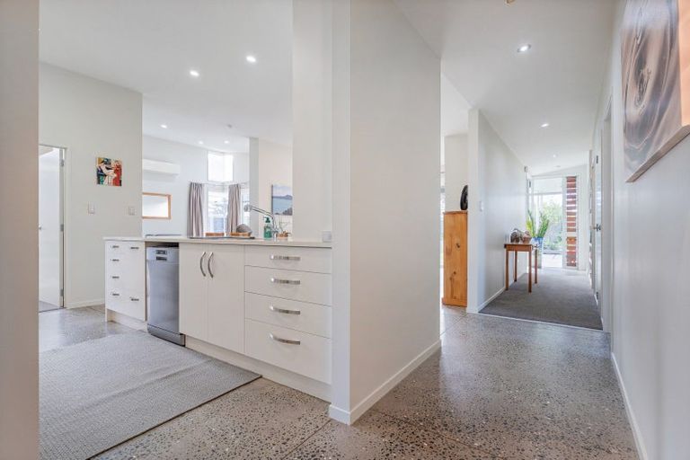 Photo of property in 166 Sands Crescent, Matarangi, Whitianga, 3592